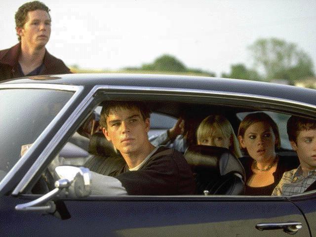 Josh Hartnett 45 Loading...