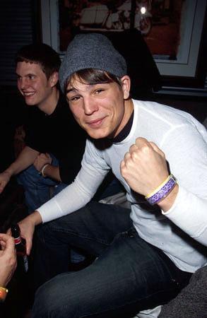 Josh Hartnett 49 Loading...