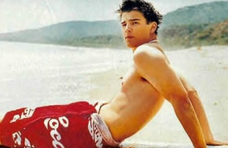 Josh Hartnett 5 Loading...
