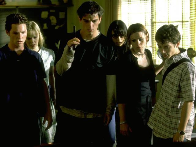 Josh Hartnett 51 Loading...