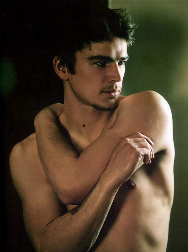 Josh Hartnett 8 Loading...
