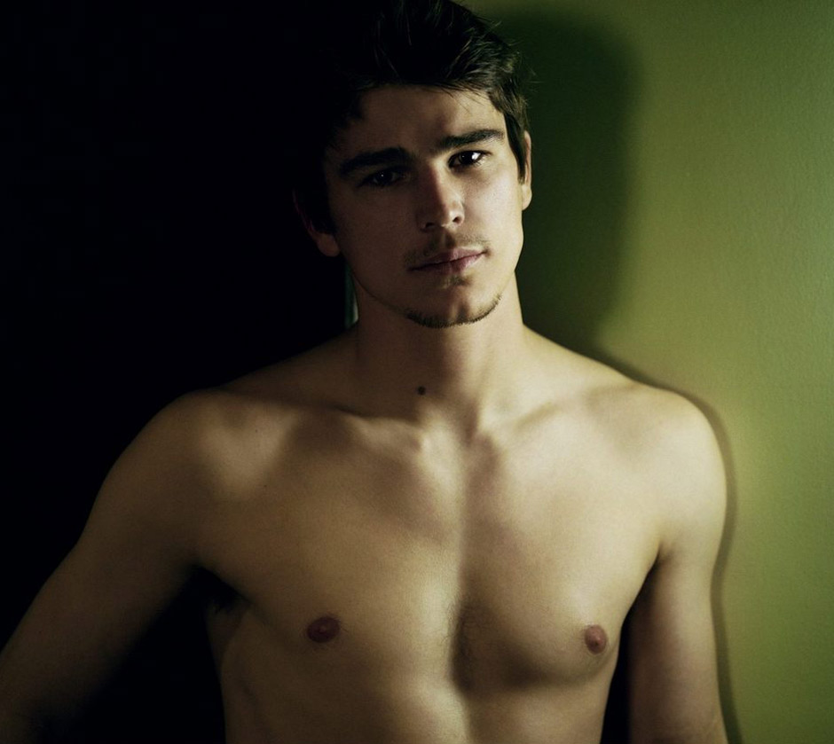 Josh Hartnett 88 Loading...
