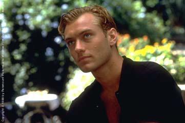 Jude Law 31 Loading...