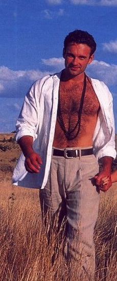 Julian Mcmahon 17 Loading...