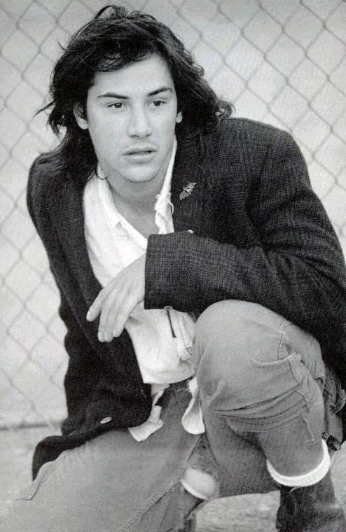 Keanu Reeves 17 Loading...