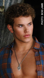 Kellan Lutz 6 Loading...