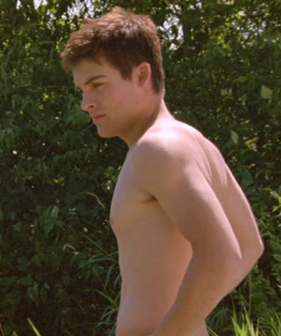 Kevin Zegers 2 Loading...
