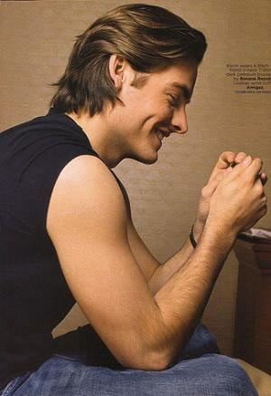 Kevin Zegers 8 Loading...