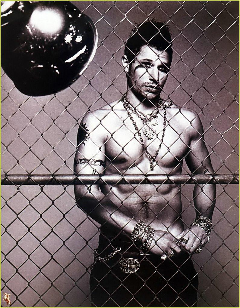 Nick Lachey 3 Loading...