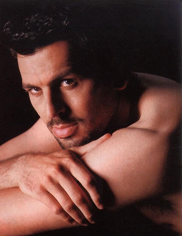 Oded Fehr 4 Loading...