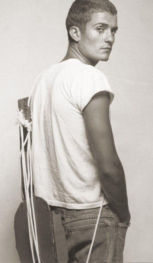 Orlando Bloom 19 Loading...