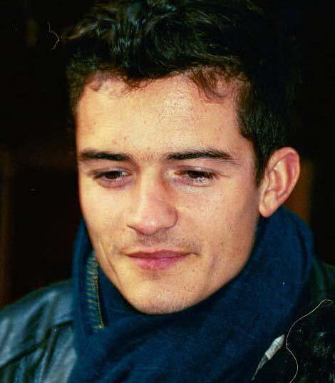 Orlando Bloom 27 Loading...