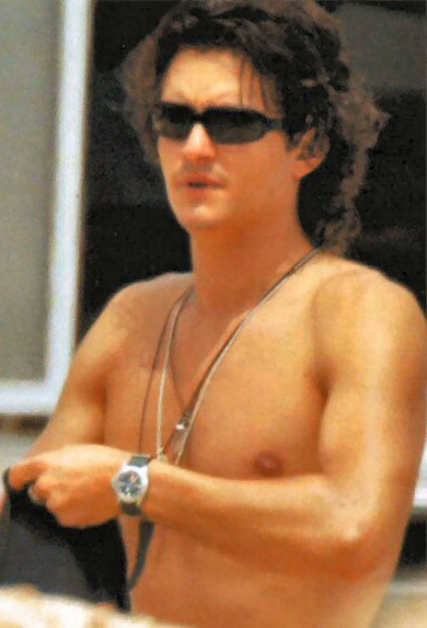 Orlando Bloom 43 Loading...