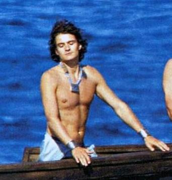 Orlando Bloom 5 Loading...