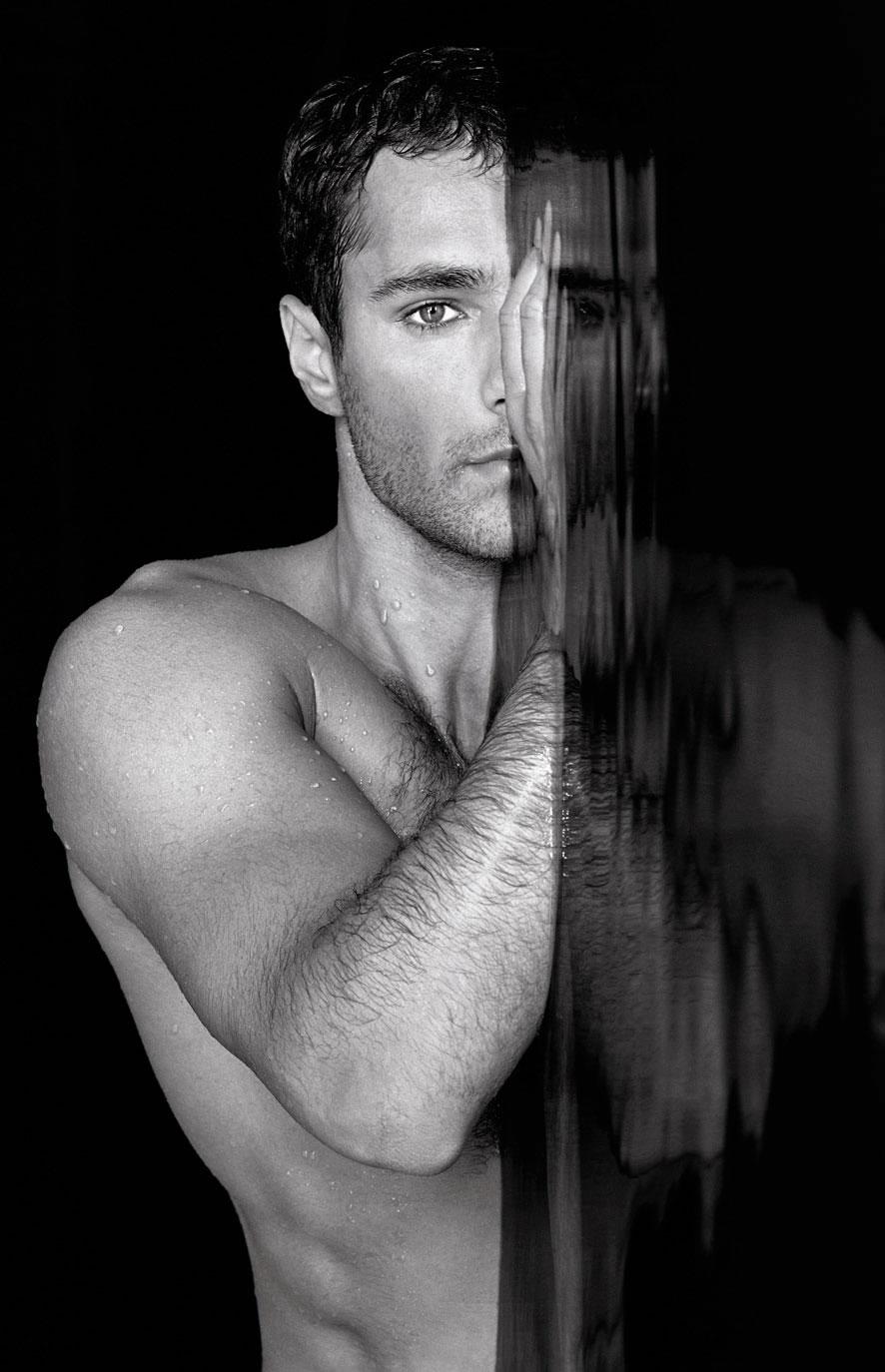 Raoul Bova 7 Loading...