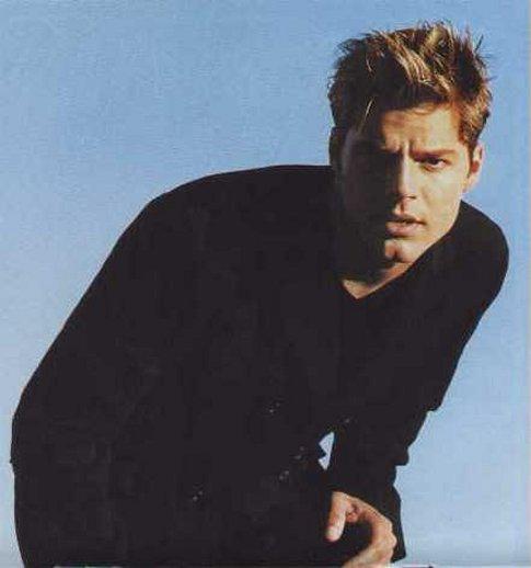 Ricky Martin 13 Loading...