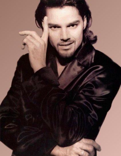 Ricky Martin 43 Loading...