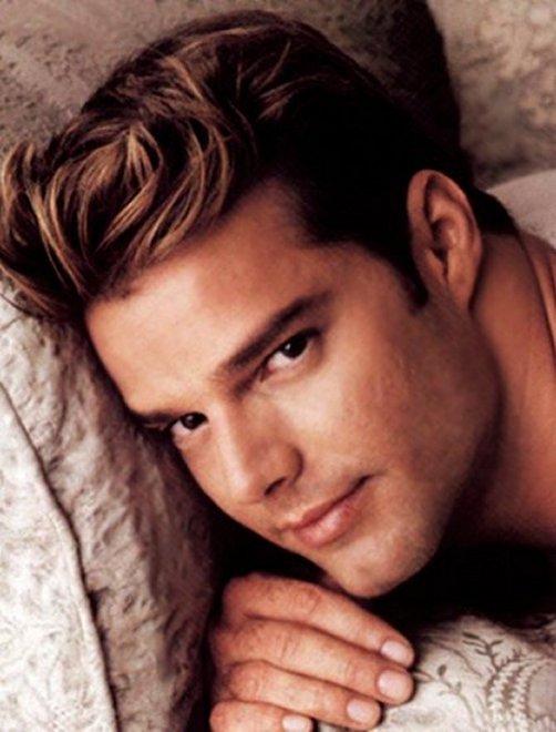 Ricky Martin 66 Loading...