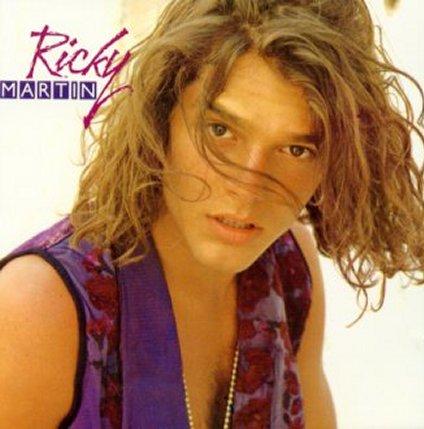 Ricky Martin 77 Loading...