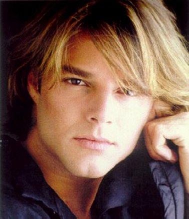 Ricky Martin 78 Loading...