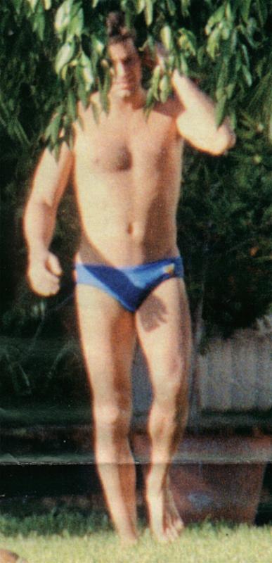Ricky Martin 84 Loading...