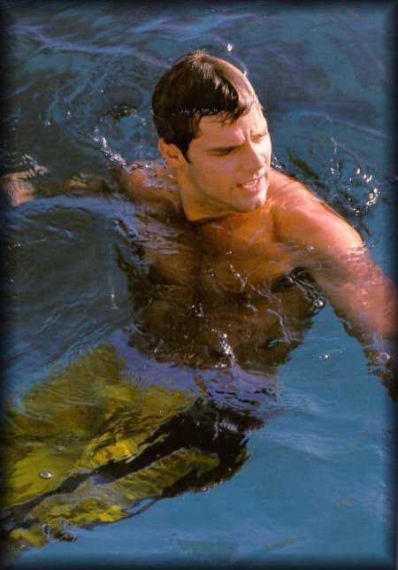 Ricky Martin 88 Loading...