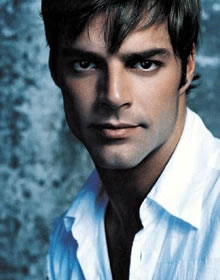 Ricky Martin 9 Loading...