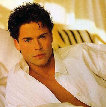 Rob Lowe 3 Loading...