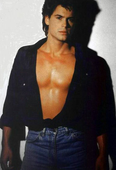 Rob Lowe 5 Loading...