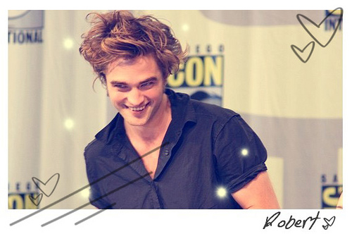 Robert Pattinson 11 Loading...
