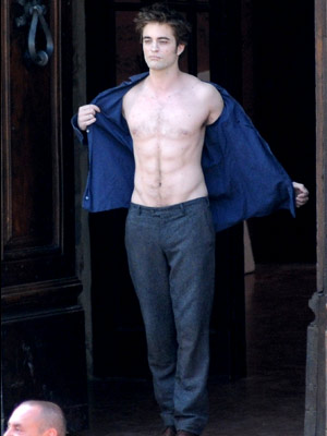 Robert Pattinson 18 Loading...