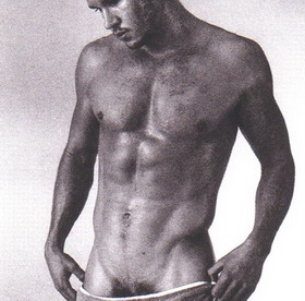 Ryan Kwanten nude