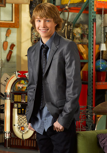 Sterling Knight 2 Loading...