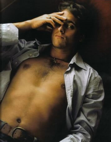 Stuart Townsend 2 Loading...