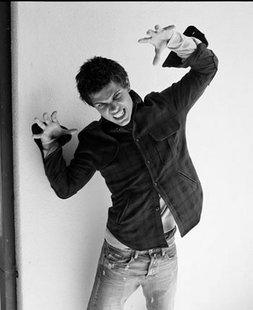 Taylor Lautner 4 Loading...