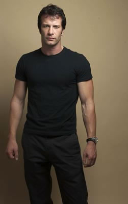 Thomas Jane 2 Loading...
