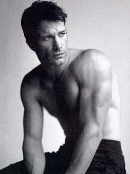 Thomas Jane 9 Loading...