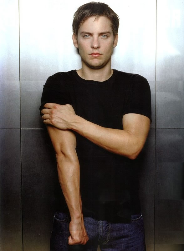 Tobey Maguire 8 Loading...
