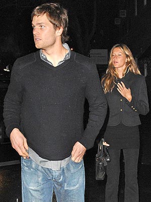 Tom Brady 10 Loading...
