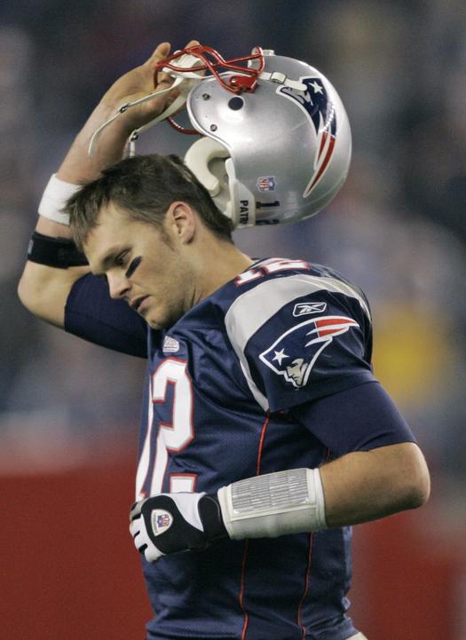 Tom Brady 12 Loading...