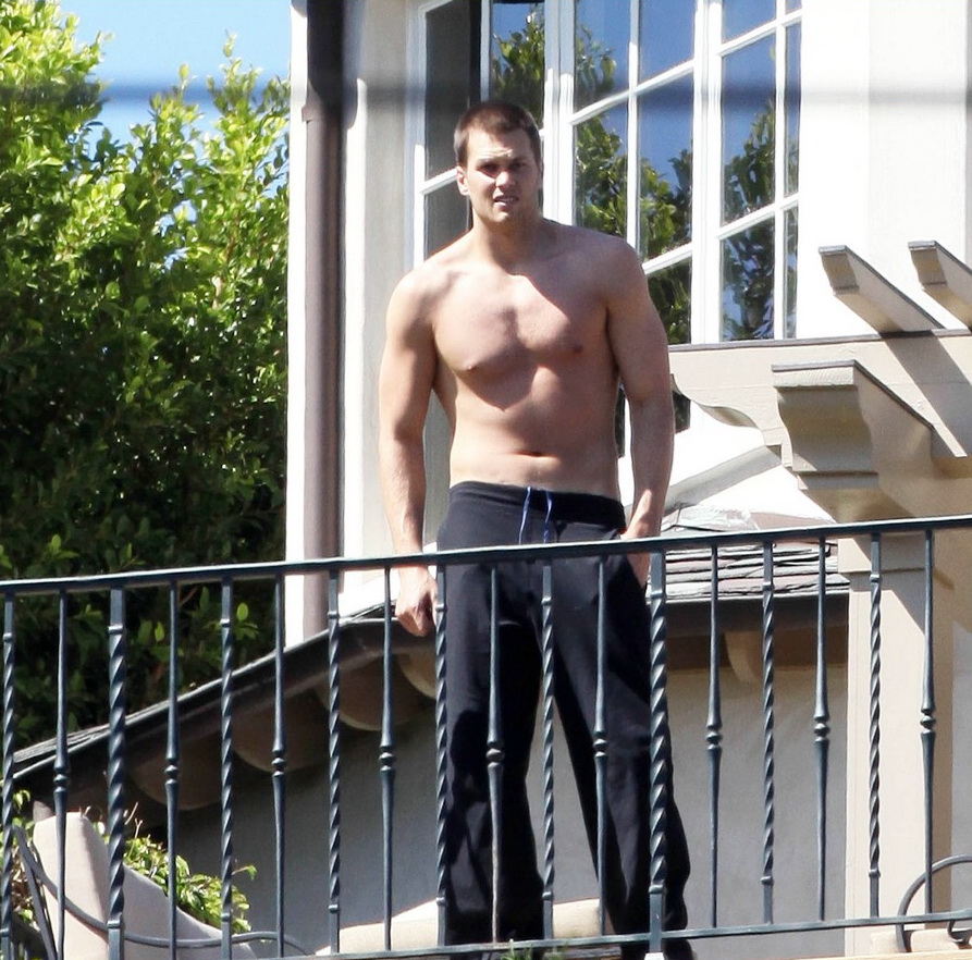 Tom Brady 4 Loading...