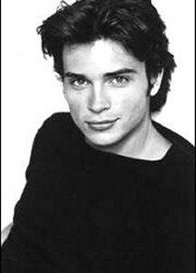 Tom Welling 20 Loading...