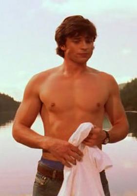 Tom Welling Shirtless Scenes