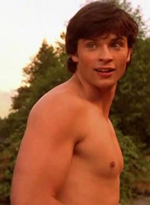 Tom Welling Shirtless Scenes