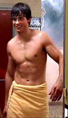 Tom Welling Shirtless in Locker Room