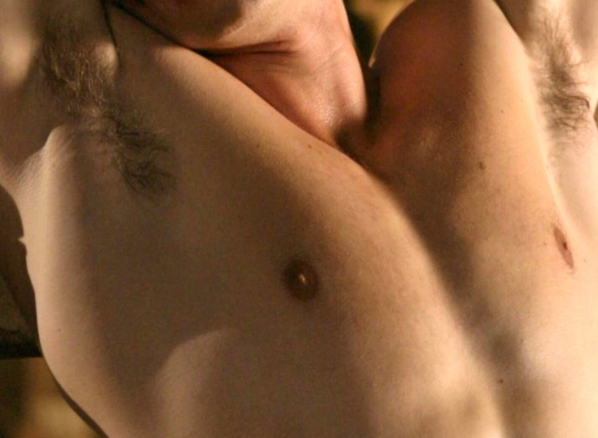 Tom Welling Sexy on TV
