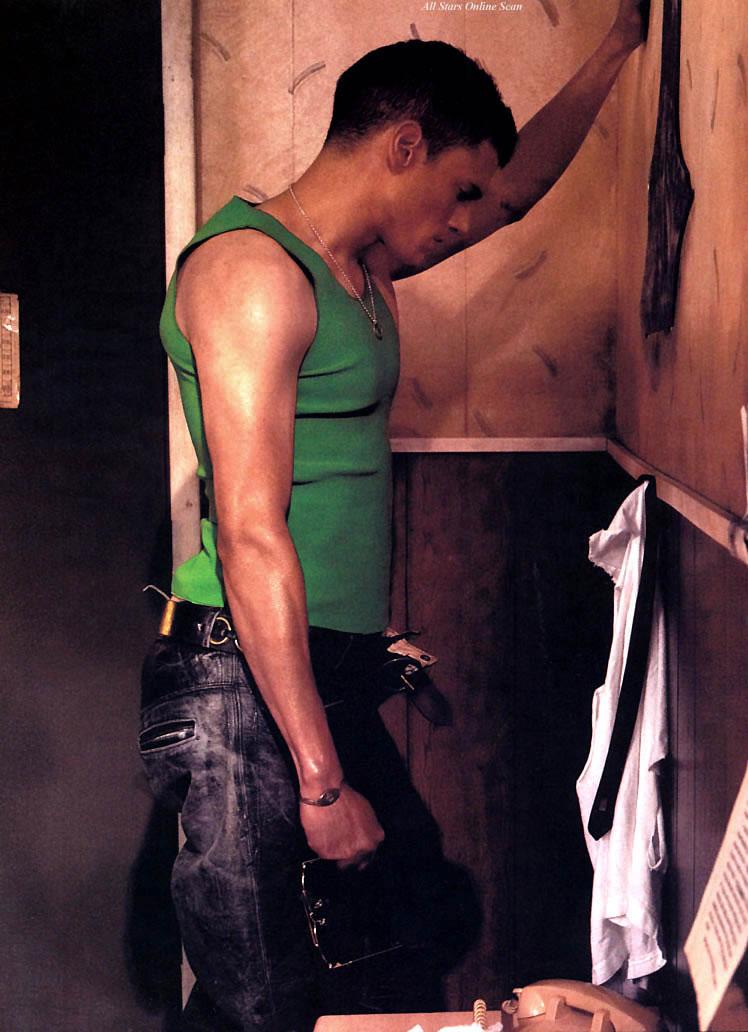 Wentworth Miller 8 Loading...